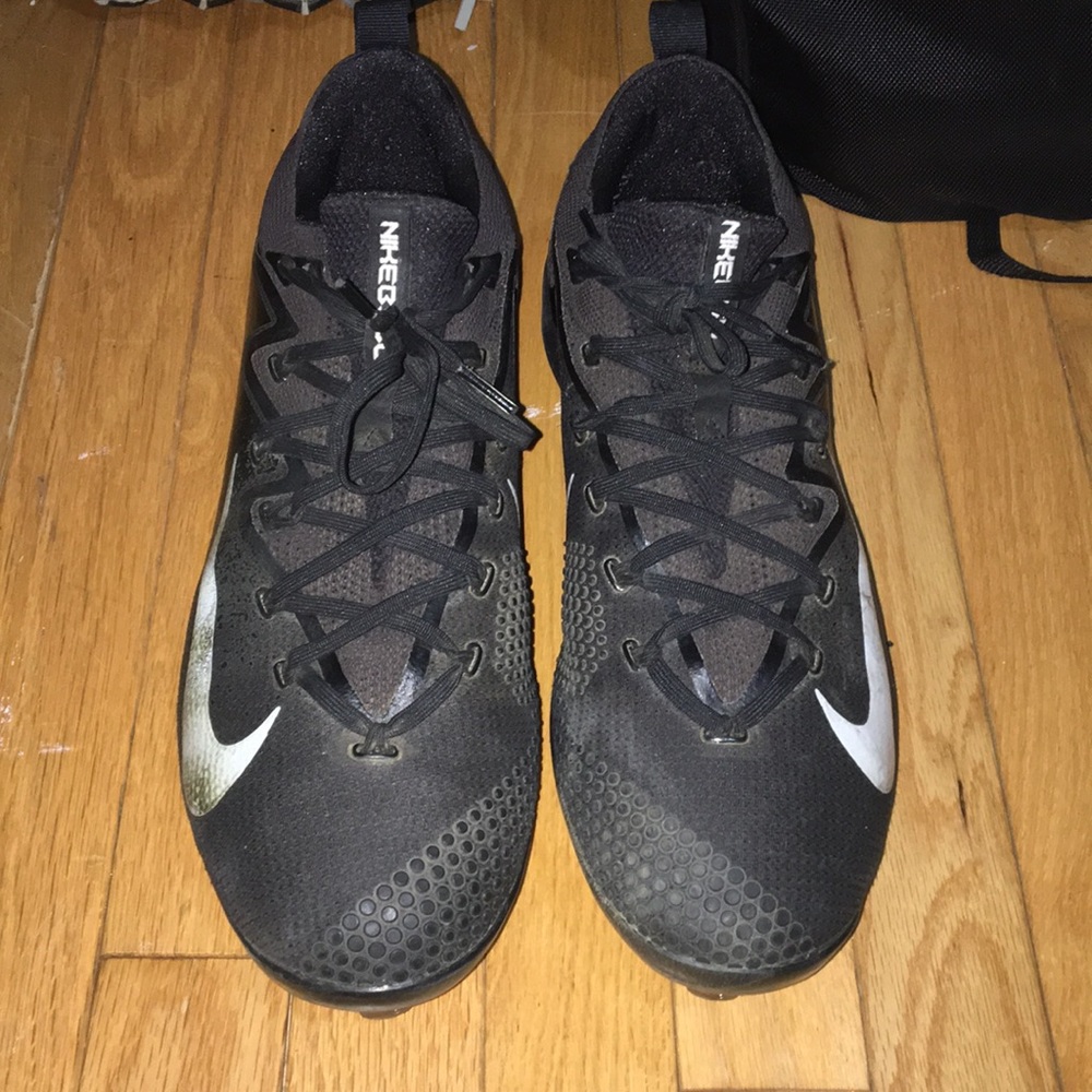 Nike BSBL metal cleats